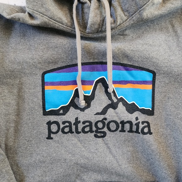 Patagonia Uprisal Hoody Womens Small Gray Fitz Roy Logo Pullover Hoodie 39539 - Picture 2 of 7